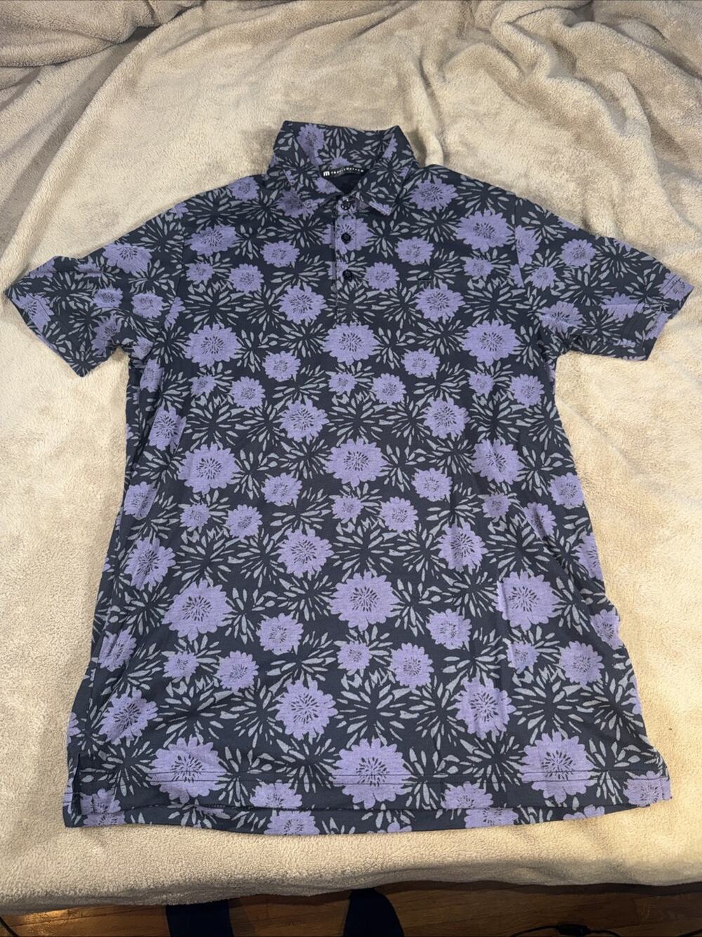 Travis Mathew Floral All Over Print Golf Polo Shirt Mens Medium Gray Purple